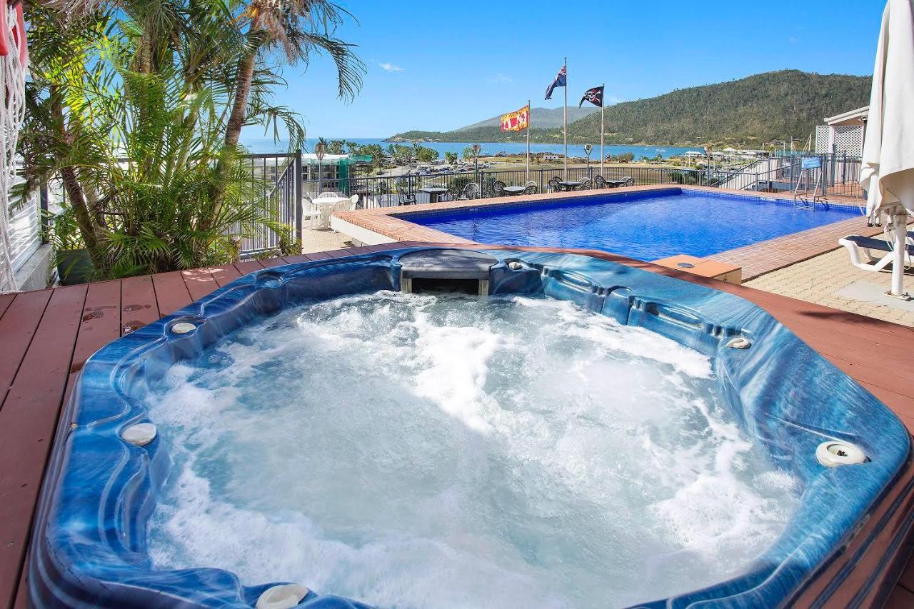 Ocean Views 16 Pool & Spa Wi-Fi Airlie Beach Esterno foto